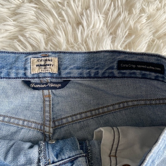 Citizens of Humanity Cora Crop Relaxed Undone Hem Jeans - Picture 3 of 7
